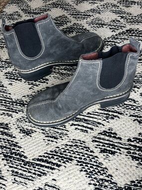 Fly London Tyga Chelsea boots 8